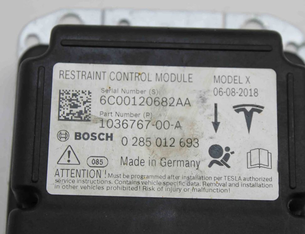 TESLA Model X 1 generation (2015-2024) Блок SRS 1036767-00-A 32398917