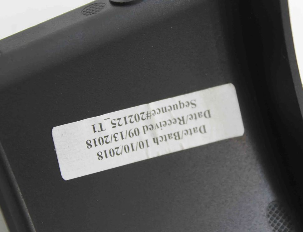 TESLA Model X 1 generation (2015-2024) Другие отделочные детали 1047075-00-G 32400288