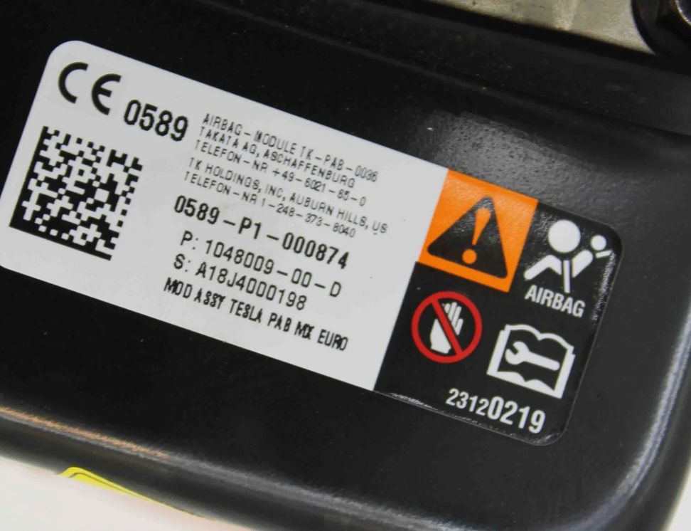 TESLA Model X 1 generation (2015-2024) Airbag SRS na prístrojovej doske 1048009-00-D 32401929