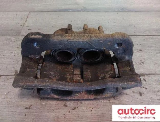 PEUGEOT Expert 2 generation (2007-2020) Ľavý predný brzdový strmeň 1607731680,1651762880 30838830