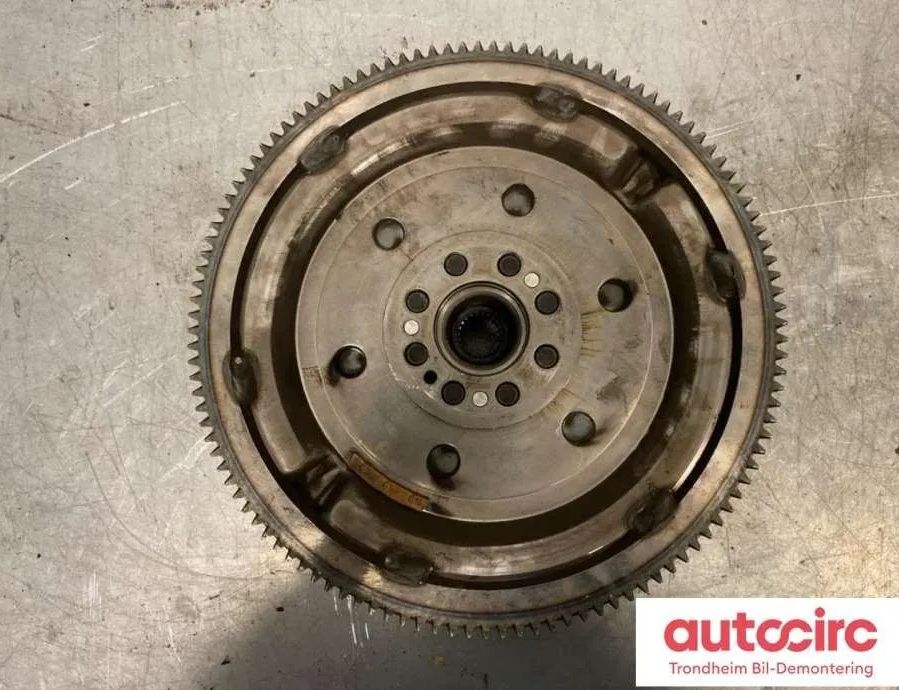 MAZDA 6 GH (2007-2013) Setrvačník r2a1-16410-a,r2a1-16-610b,r2a116610b 30852989