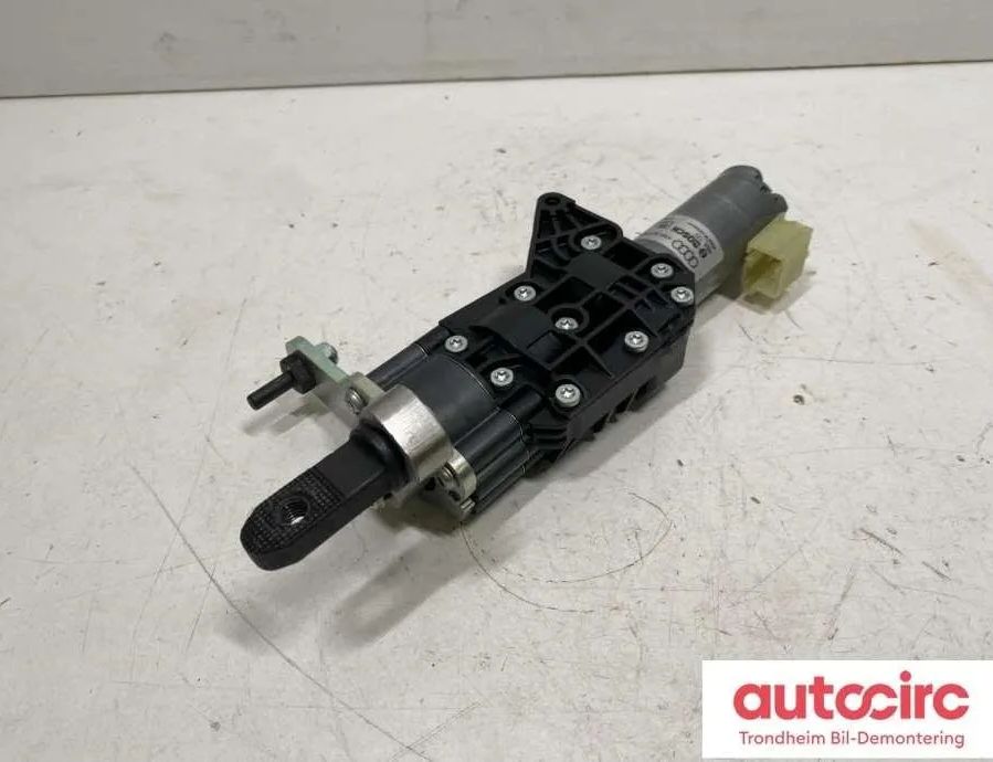 AUDI Q7 4M (2015-2024) Rukoväť otvárania zadného krytu 4m0827852a,4m0827852d,4m0827852c,4m0827852d,4m0827852c,4m0827852a,1397221037 30863053