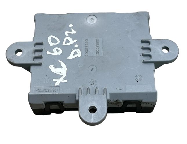 VOLVO XC60 1 generation (2008-2017) Блок управления дверей передние  правые 31343468AA 24349467