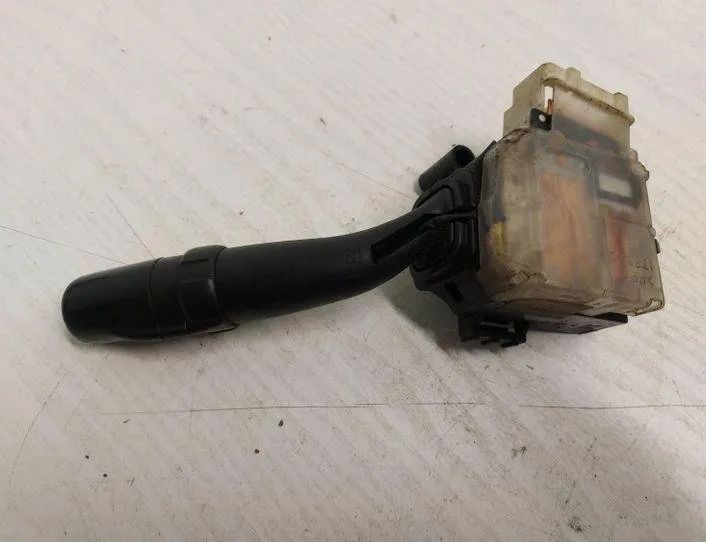 TOYOTA Previa 2 generation (2000-2006) поворота переключение  28100,84140,173693 24415715