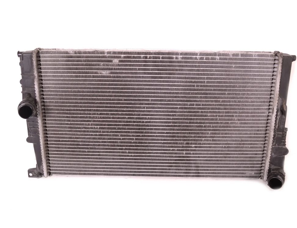 BMW 3 Series F30/F31 (2011-2020) Охлаждающий радиатор 7600511,17117600511 11178718