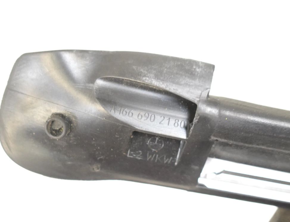 MERCEDES-BENZ GLS-Class X166 (2015-2020) Rear Left Door Window Molding A1666902180 11641922