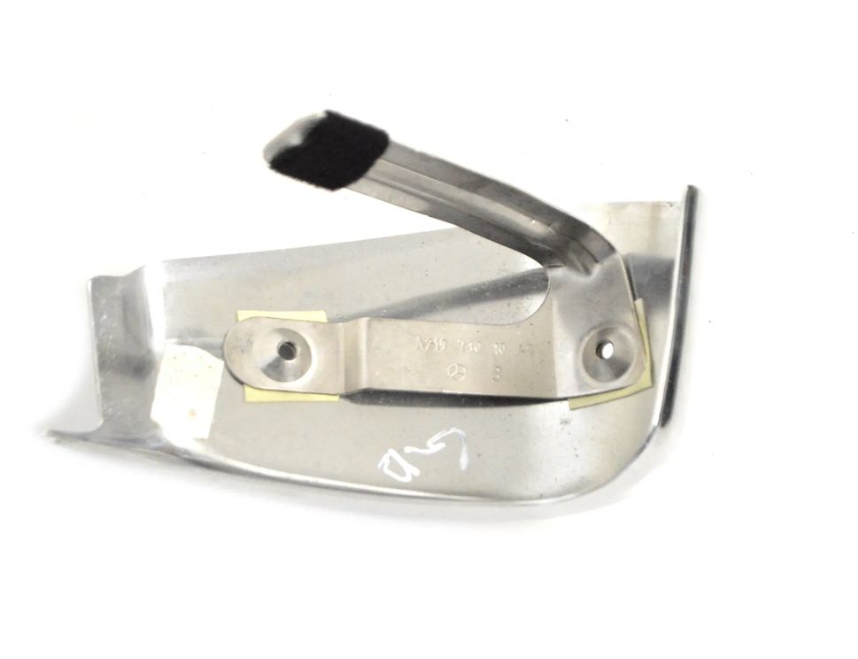 MERCEDES-BENZ CLS-Class C219 (2004-2010) Pravý zadný dverový panel A2197301048 13709136