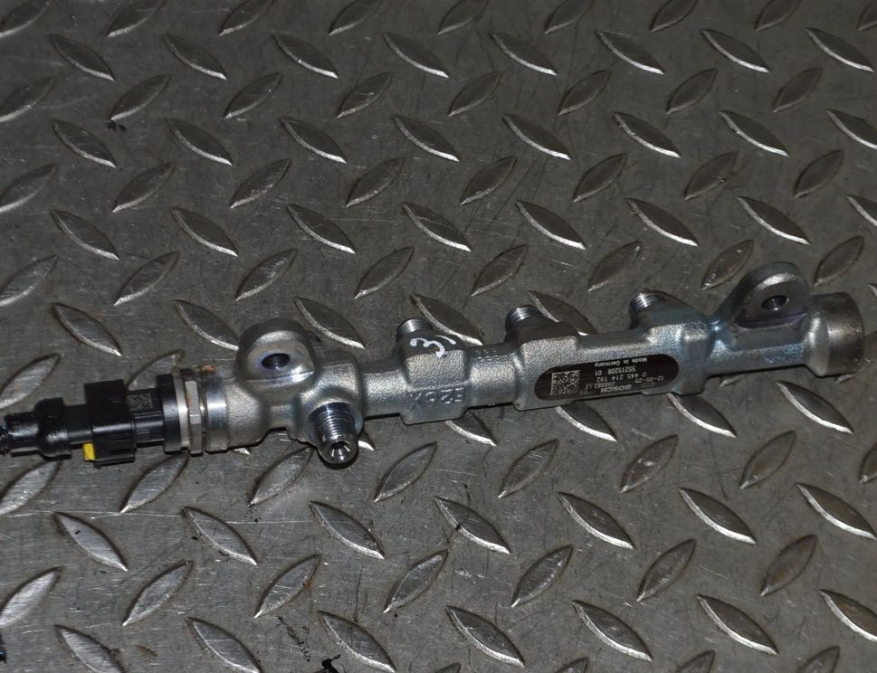 ALFA ROMEO Giulietta 940 (2010-2020) Fuel Rail 55215208,0281006158 14355129