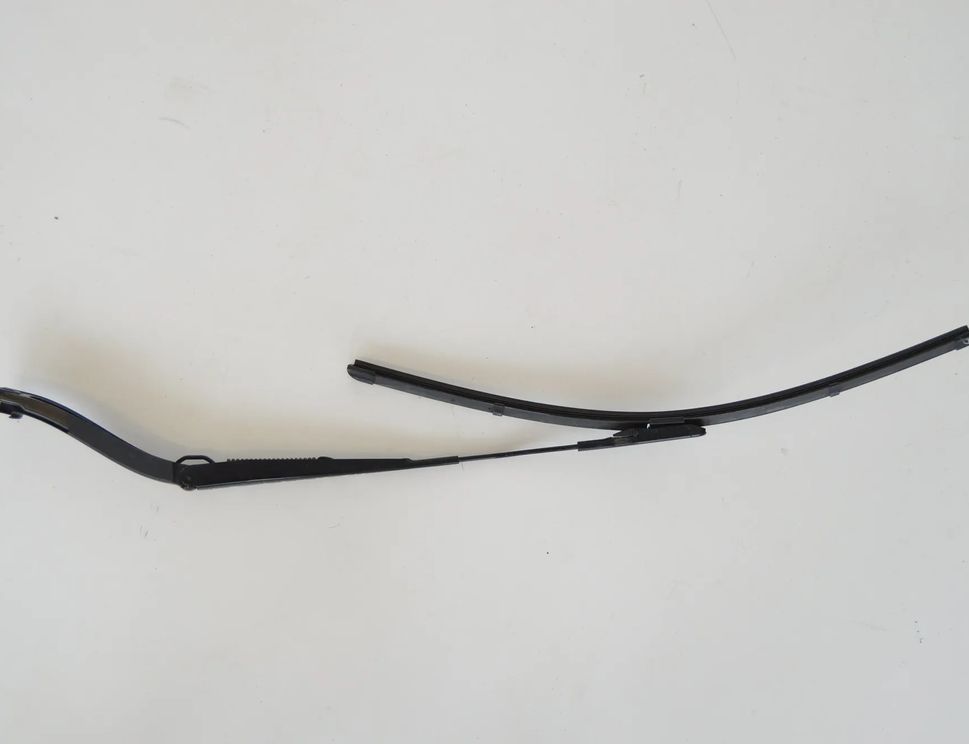 MERCEDES-BENZ M-Class W164 (2005-2011) Predné stierače A1648200540 1980760