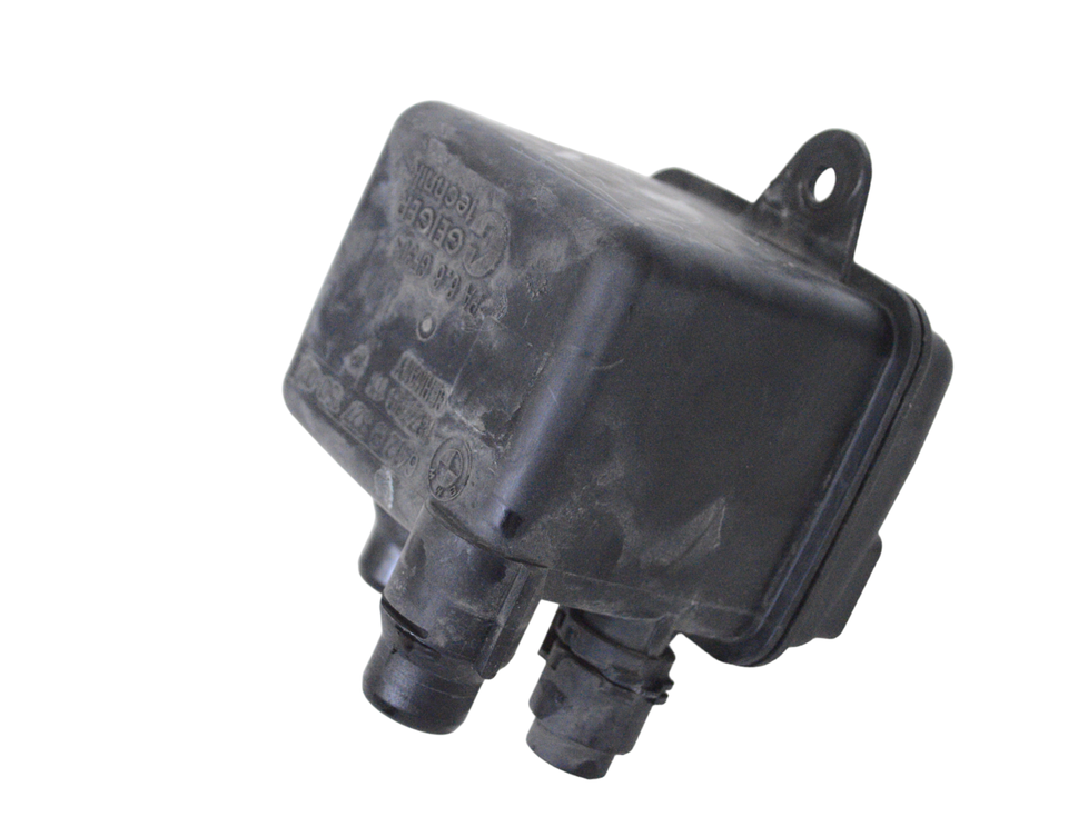 BMW i3 I01 (2013-2024) Expansion Tank 9327150 20684156