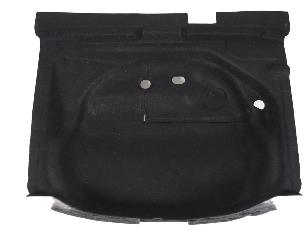 MERCEDES-BENZ A-Class W176 (2012-2018) Ozdobenie sekcie rezervného kolesa A1766900300 22044515