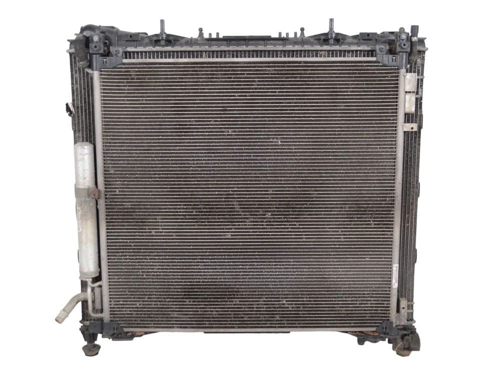 LAND ROVER Discovery 5 generation (2016-2024) Система охлаждения FPLA-8K232-CE,FPLA-19E839-AJ,FPLA-19C600-AC,FPLA-8005-AA 22770753