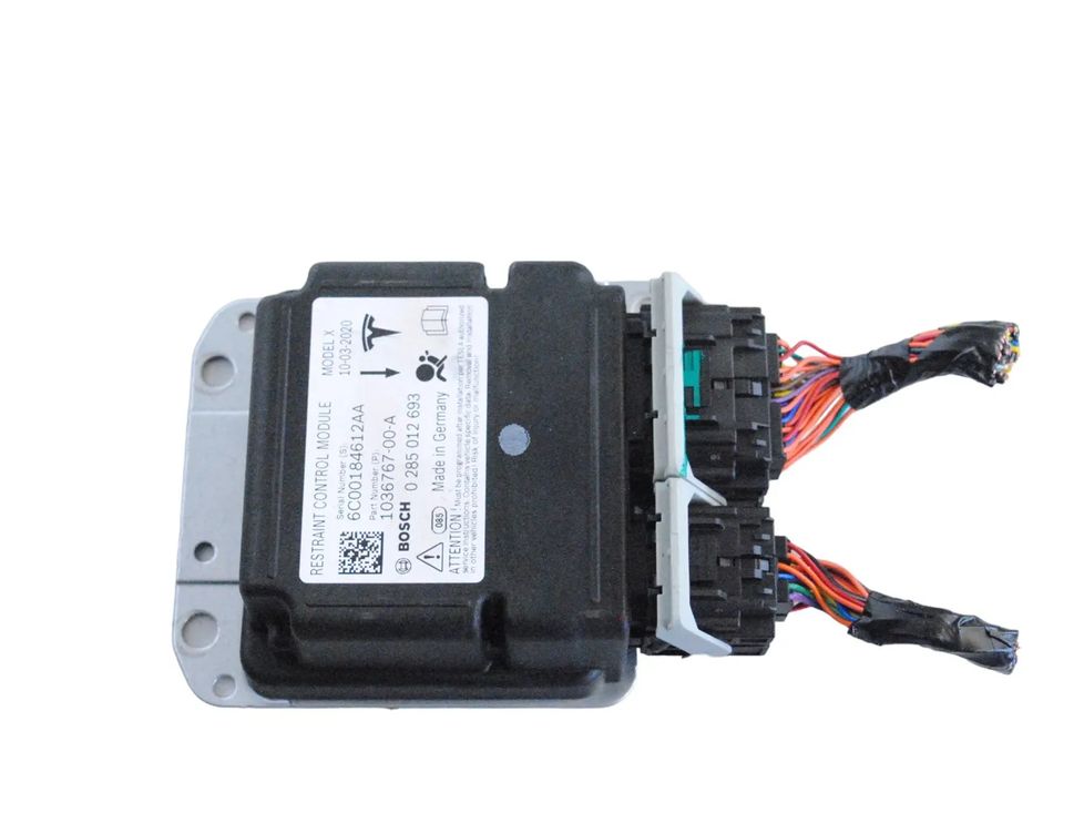 TESLA Model X 1 generation (2015-2024) SRS riadiaca jednotka 1036767-00-A 24868133