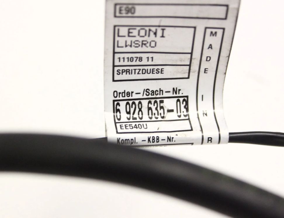 BMW 3 Series E90/E91/E92/E93 (2004-2013) Ostatné časti karosérie 6928635,6928623 2578204