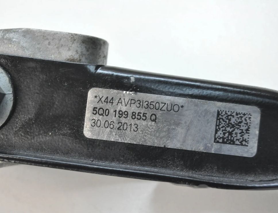 AUDI A3 8V (2012-2020) Подушка коробки передач 5Q0199855Q 2611705
