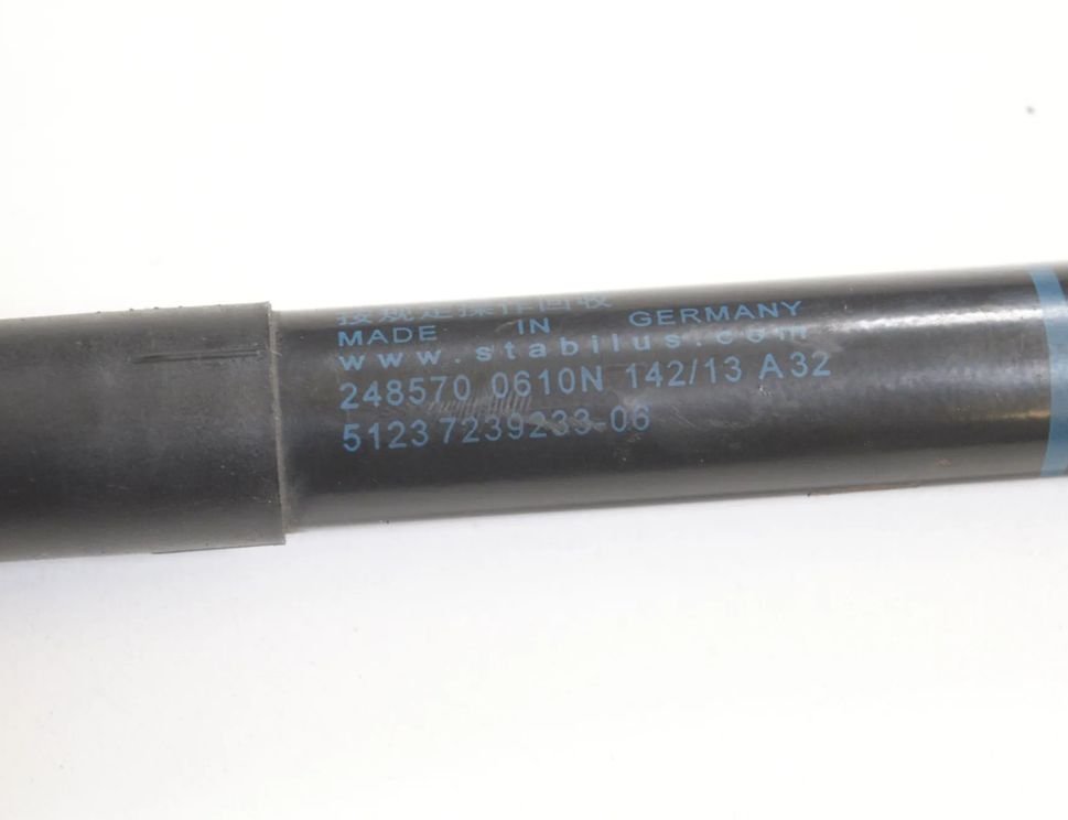 BMW 3 Series F30/F31 (2011-2020) Pravý predný kapotový vzperač 7239233 2833726