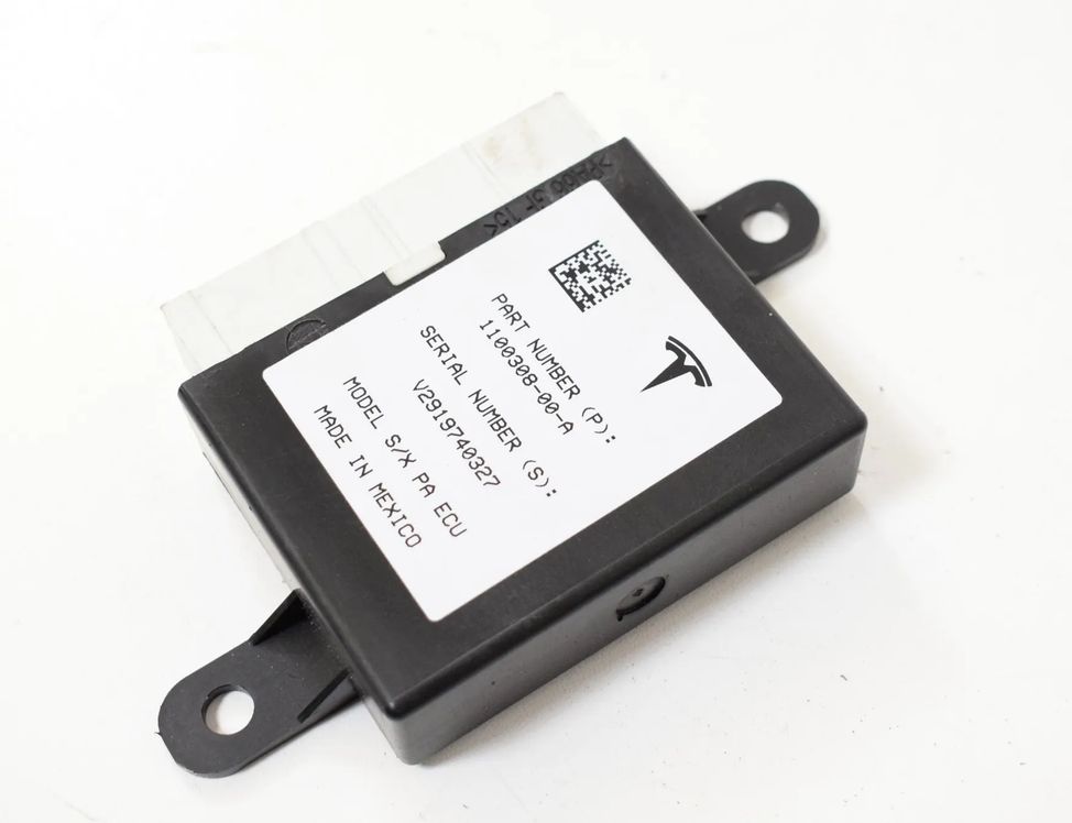 TESLA Model S 1 generation (2012-2024) Iné riadiace jednotky 1100308-00-A,V2919740327 2934873