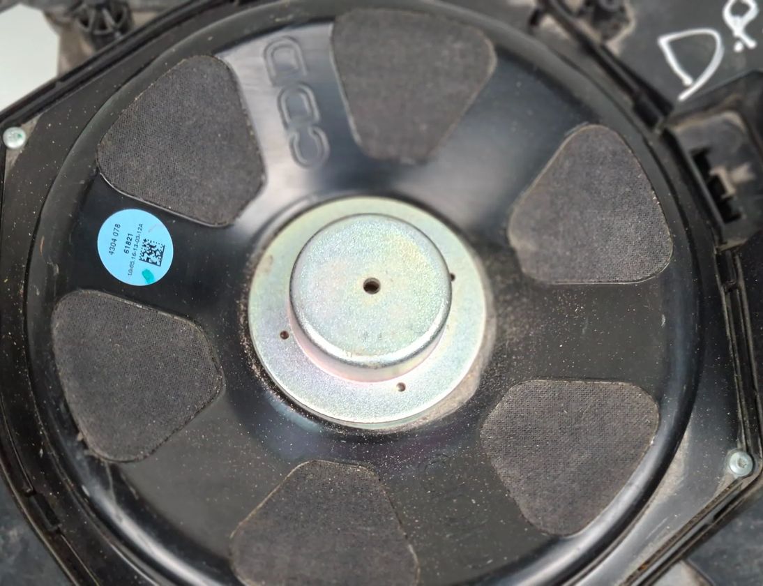 BMW 3 Series F30/F31 (2011-2020) Subwoofer 9210150 31402699