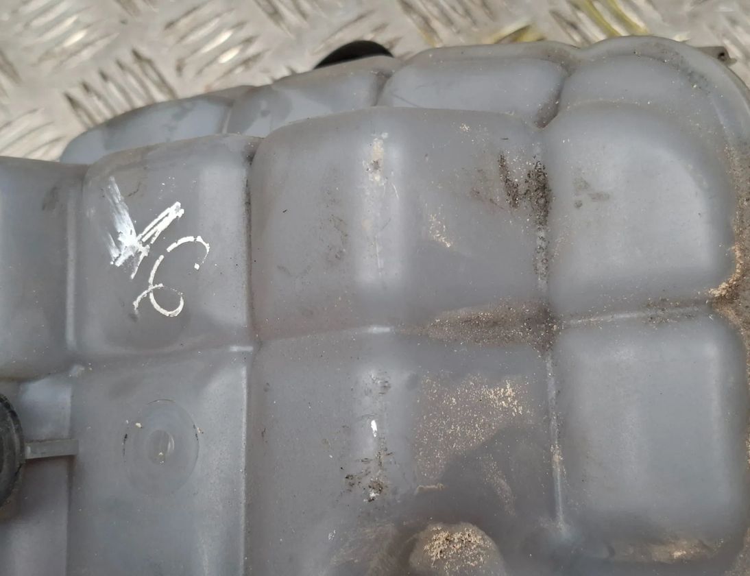 AUDI A6 C7/4G (2010-2020) Расширительный бак 4G0121403 31468191