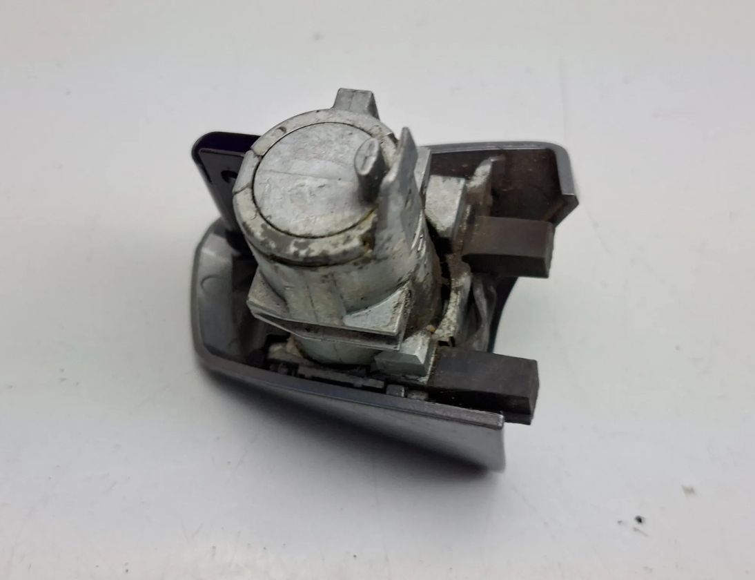 MERCEDES-BENZ A-Class W176 (2012-2018) Front Left Door Exterior Handle A2047600170 32802037