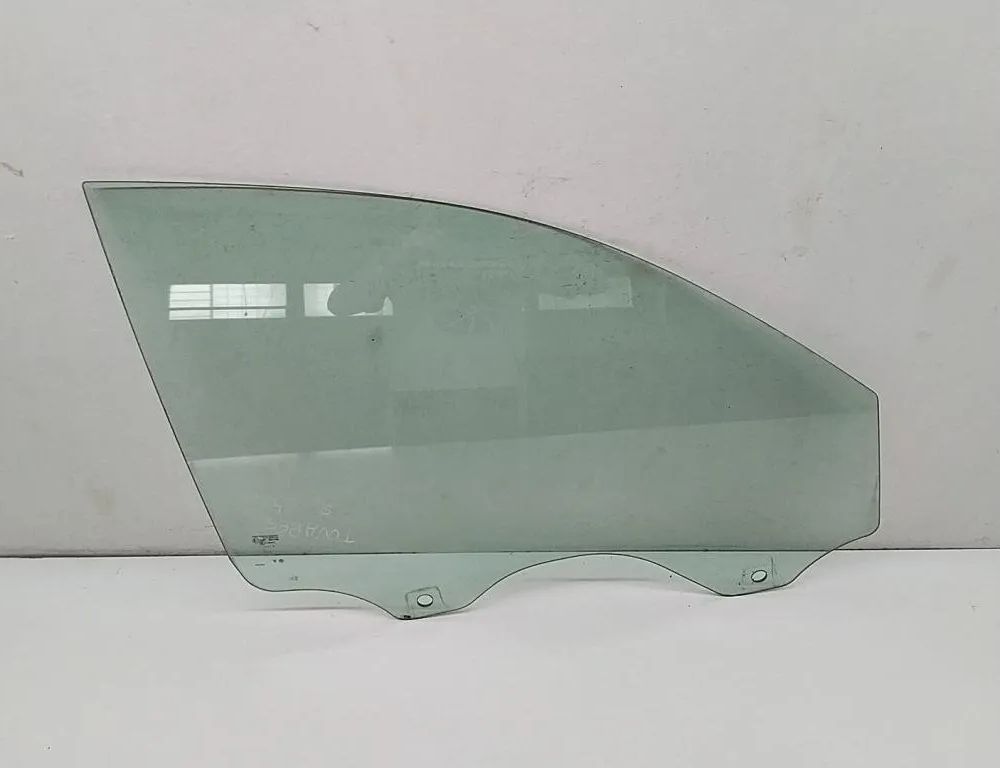 VOLKSWAGEN Touareg 1 generation (2002-2010) Pravé predné dvere sklo 7L0845202F 31621271