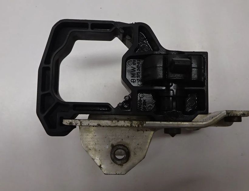 BMW 5 Series F10/F11 (2009-2017) Držiak radiátora 743149,7207151,7186513,7211161 13544414