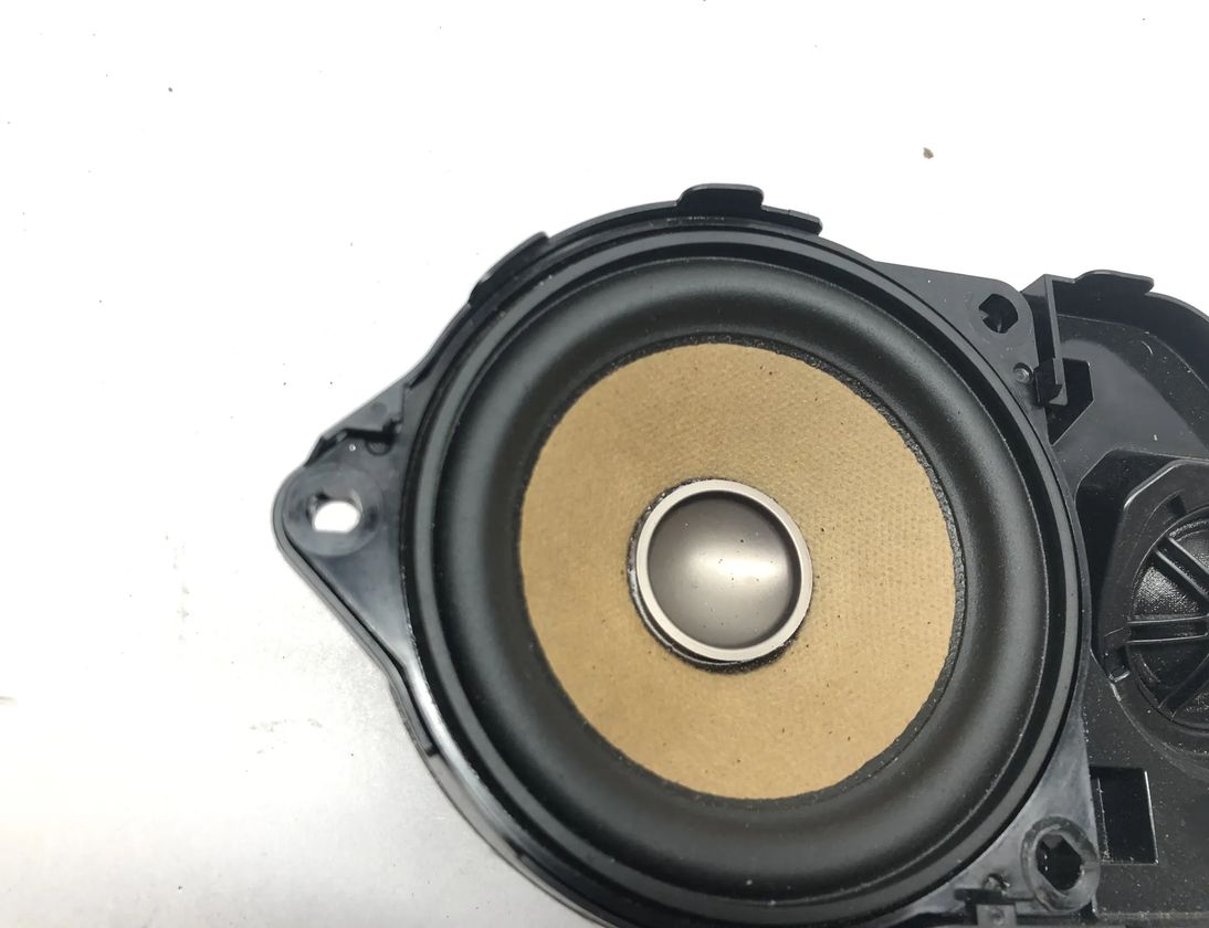 BMW X4 F26 (2014-2018) Dashboard Sound Speaker 9237280 13583988