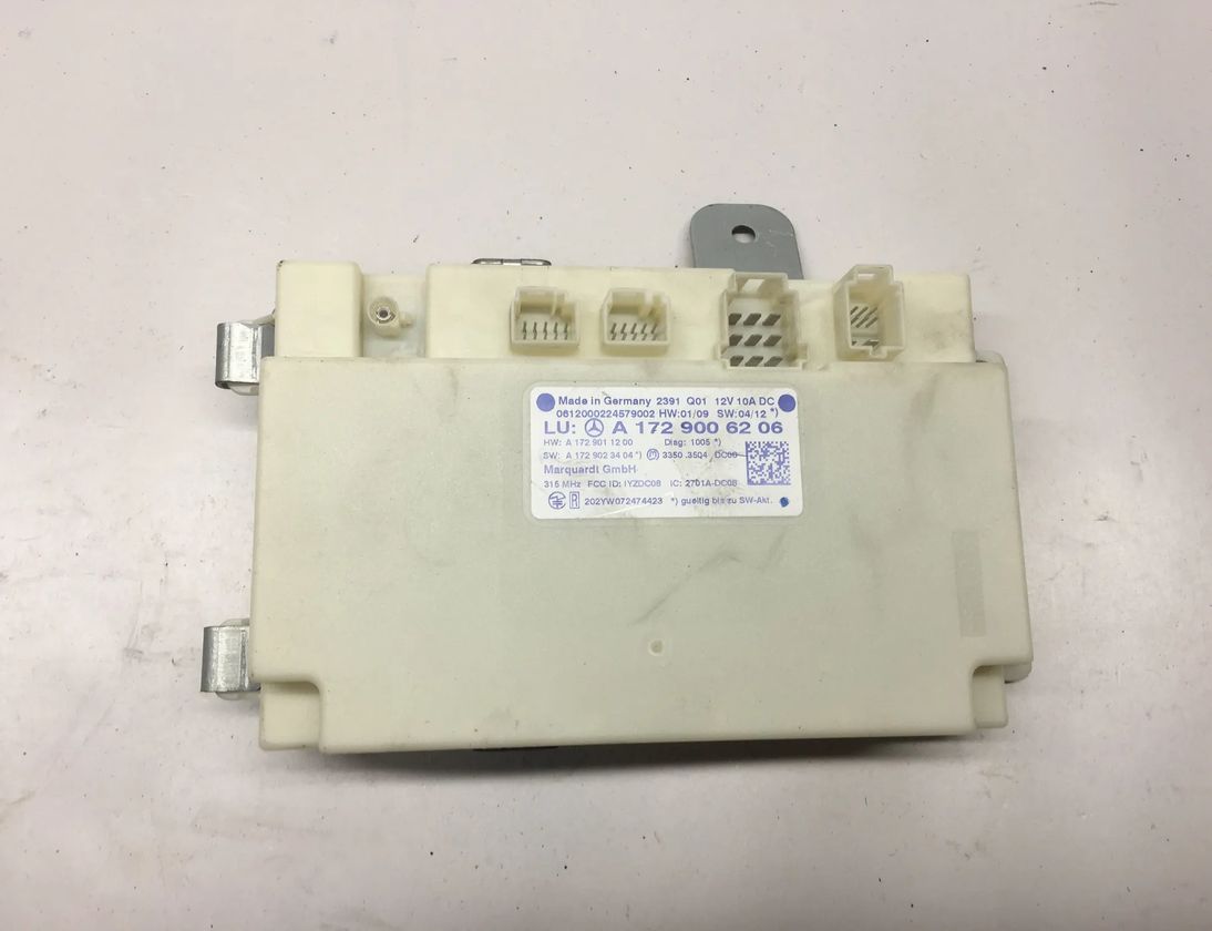 MERCEDES-BENZ C-Class W204/S204/C204 (2004-2015) Bezklúčová ovládacia jednotka A1729006206 13802703