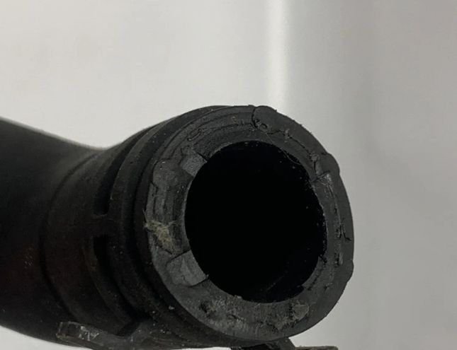 VOLKSWAGEN Golf 6 generation (2008-2015) Chladiace hadice 06j121065f 15009374