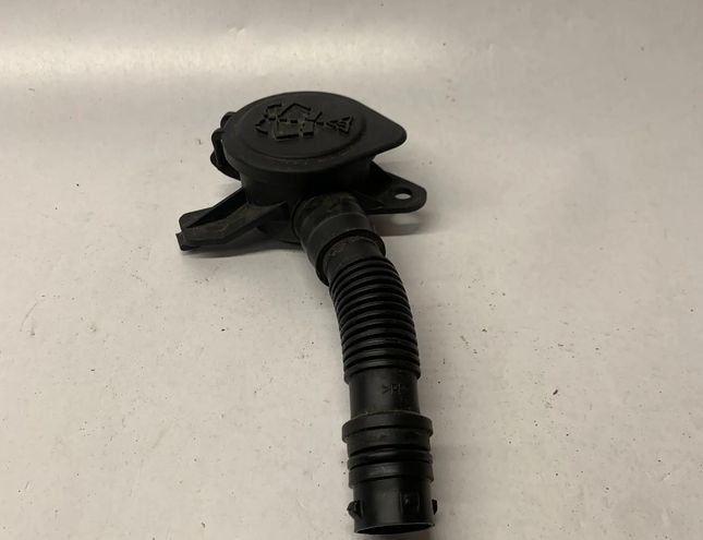 BMW 3 Series Gran Turismo F34 (2013-2017) Washer Reservoir Tank 7241664,61667241664 15211142