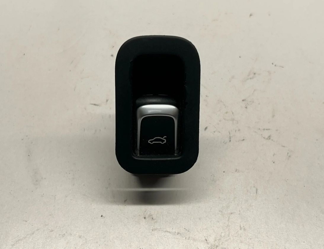 AUDI A8 D4/4H (2010-2018) Back cover Open Switches 4H0868397 22534194