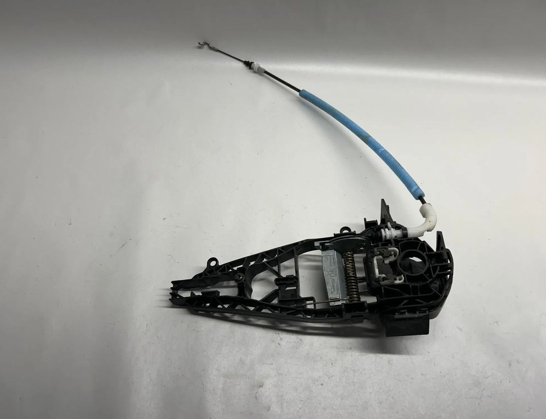 BMW X5 F15 (2013-2018) Кронштейн ручки передней правой двери 7304804,7401212 27505930