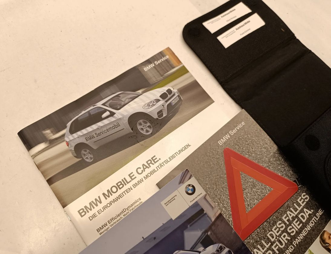 BMW X1 F48/F49 (2015-2023) Manual Service Book 29049366