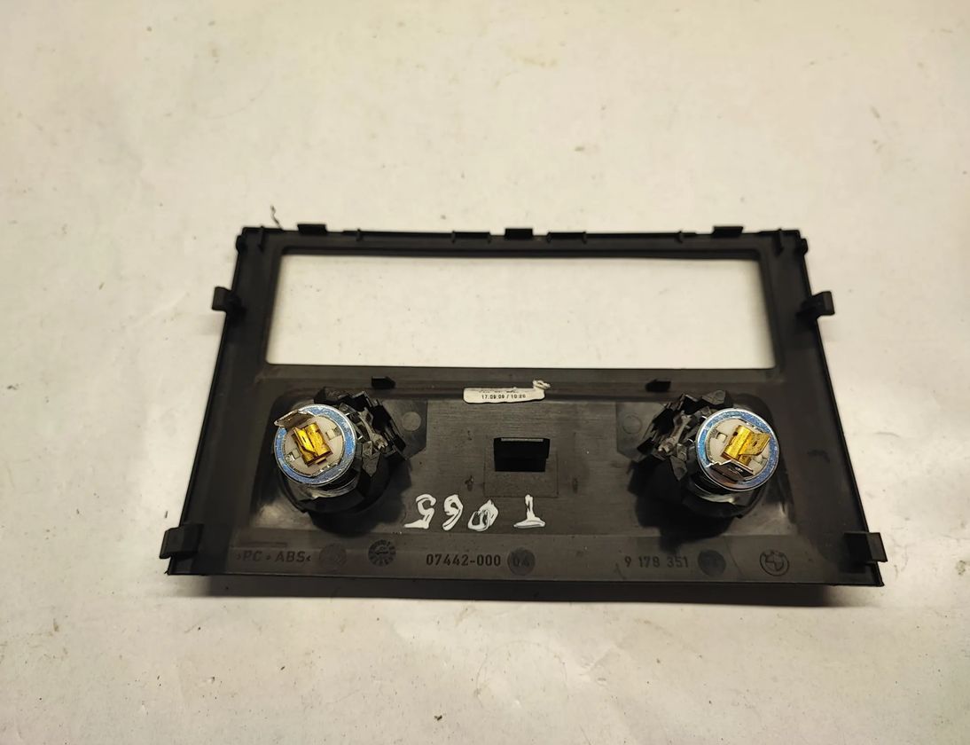 BMW 5 Series Gran Turismo F07 (2010-2017) Ozdoba stredovej konzoly 9178351,9178351-06 29090726