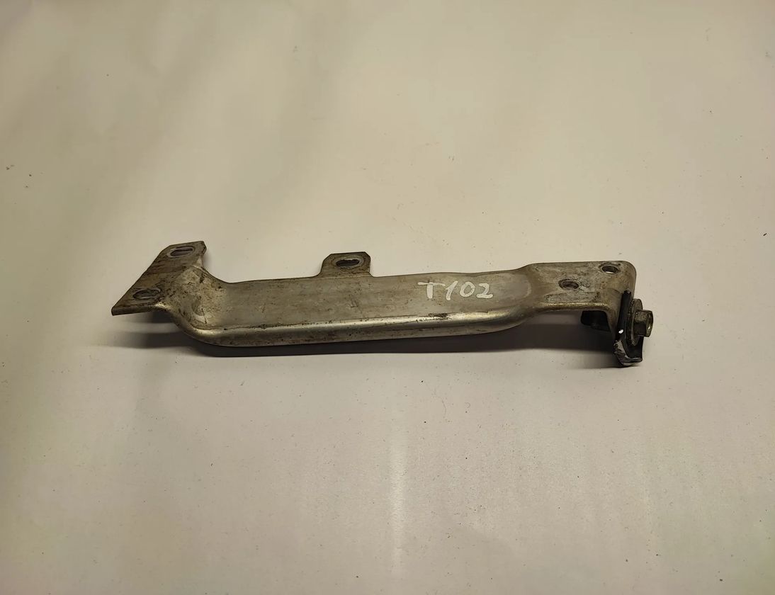 BMW 7 Series F01/F02 (2008-2015) Pravý predný držiak nárazníka 7158894,7158894-07 29439792