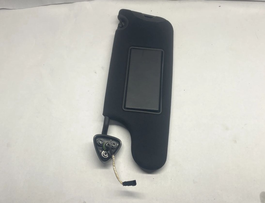 DODGE Challenger 3 generation (2008-2024) Ľavý slnečný kryt 55361230AB 29587974