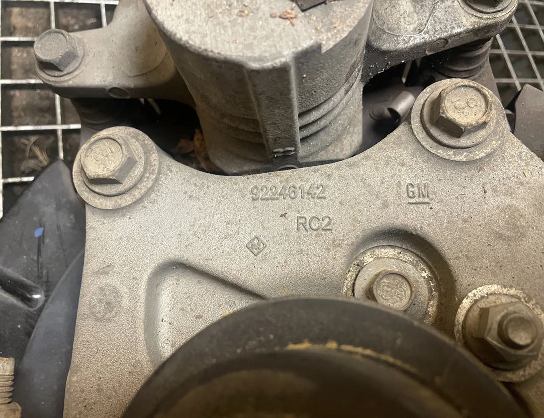 CHEVROLET Camaro 5 generation (2008-2015) Подвескa задняя правая 22813174,92229717,22875567,92246142 31890543