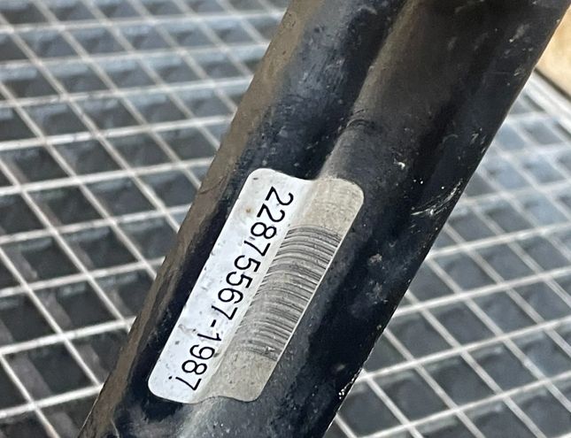 CHEVROLET Camaro 5 generation (2008-2015) Подвескa задняя правая 22813174,92229717,22875567,92246142 31890543