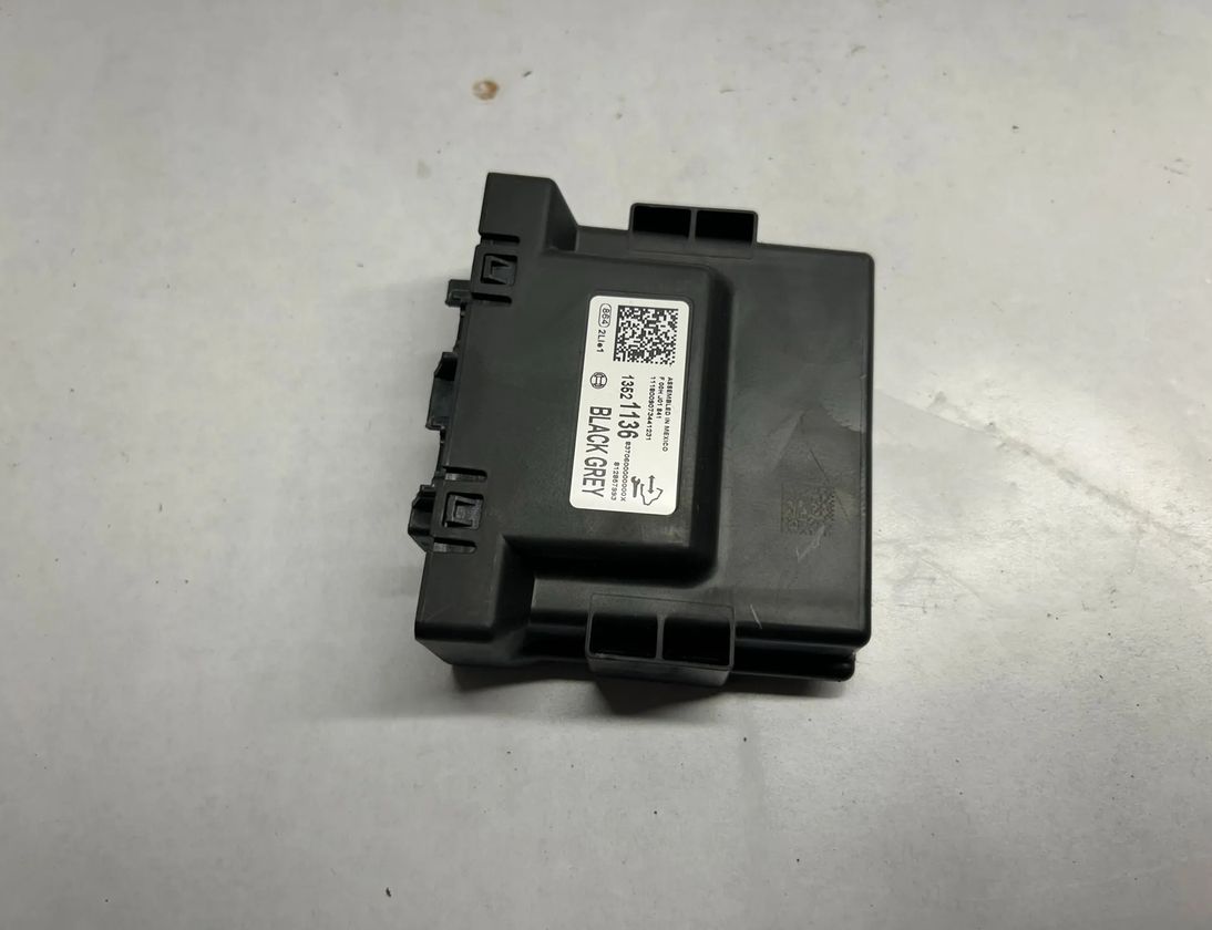 CHEVROLET Camaro 6 generation (2015-2024) PDC Parking Distance Control Unit 13521136 32064016