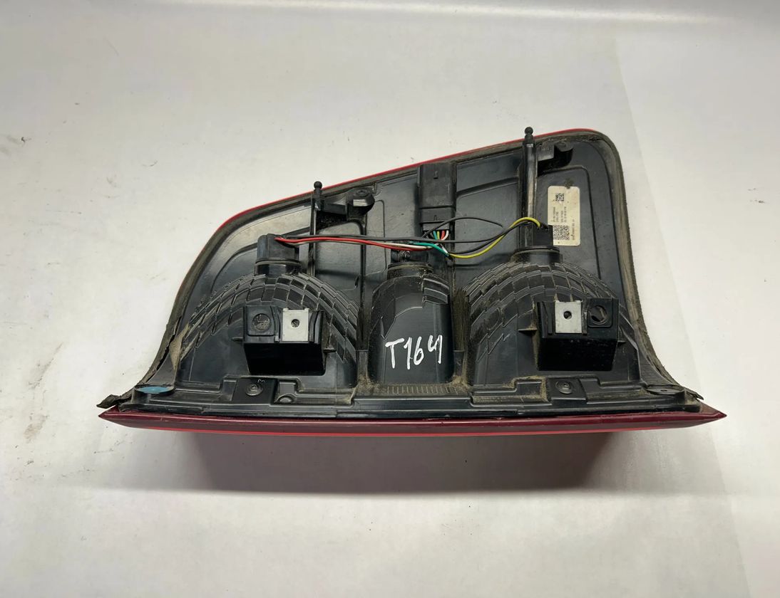 RAM Ram 4 generation (2008-2023) Ľavé zadné koncové svetlo 55112989AE,P55112989AE 32094930