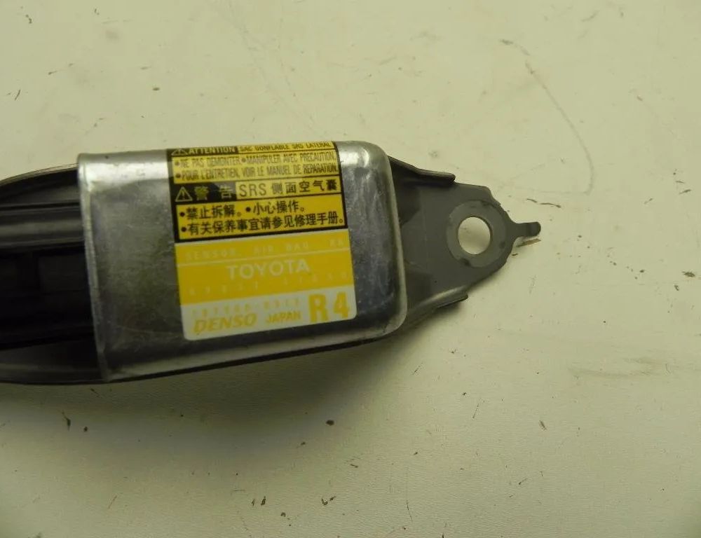 TOYOTA Prius 2 generation (XW20) (2003-2011) Crash Impact Sensor 8983347030 23166014