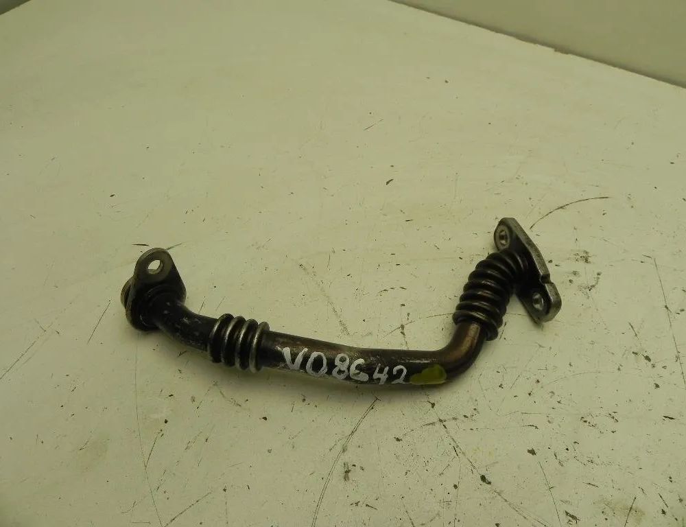 AUDI A4 B9/8W (2015-2024) Трубка смазки турбины 04L145736H 23176877