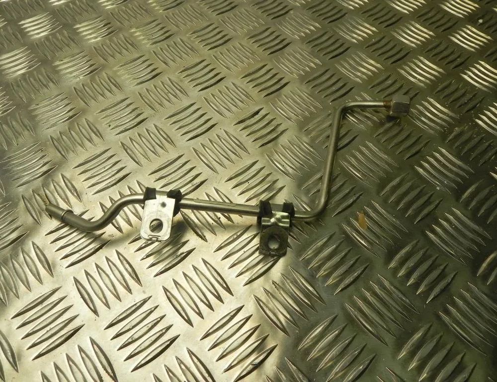 BMW 2 Series F22/F23 (2013-2020) Turbínová mazacia rúrka 7604407 23183744