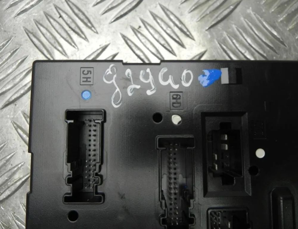 MERCEDES-BENZ C-Class W204/S204/C204 (2004-2015) Другие блоки управления A2049001202 23381462