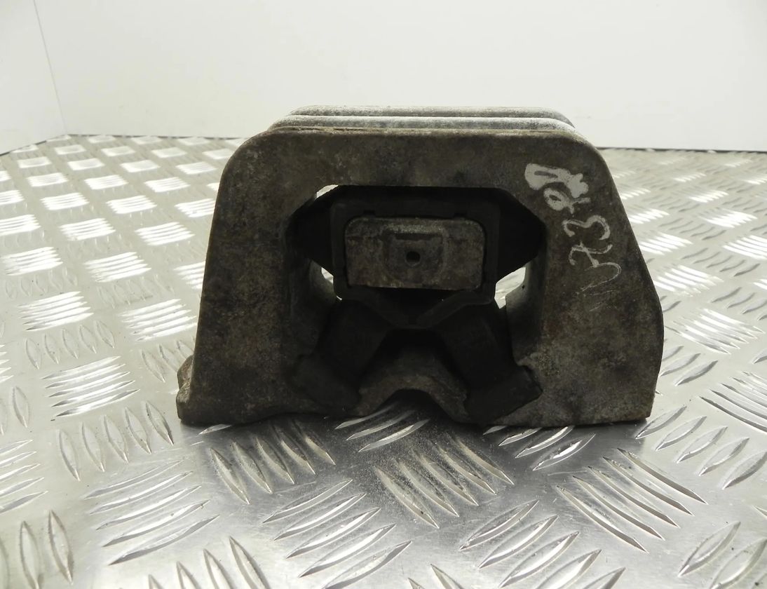 RENAULT Zoe 1 generation (2012-2023) Другие части внутренние двигателя 112847590R 23473952