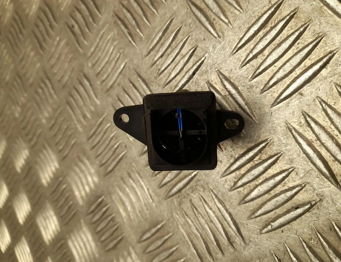 TESLA Model 3 1 generation (2017-2024) Senzor teploty výfukových plynov 149471500D 23486147