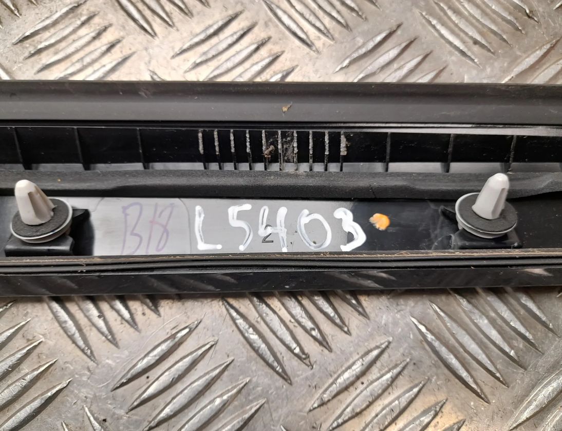 NISSAN Juke 2 generation (2019-2023) Other Body Parts 768366PA0B 23487456