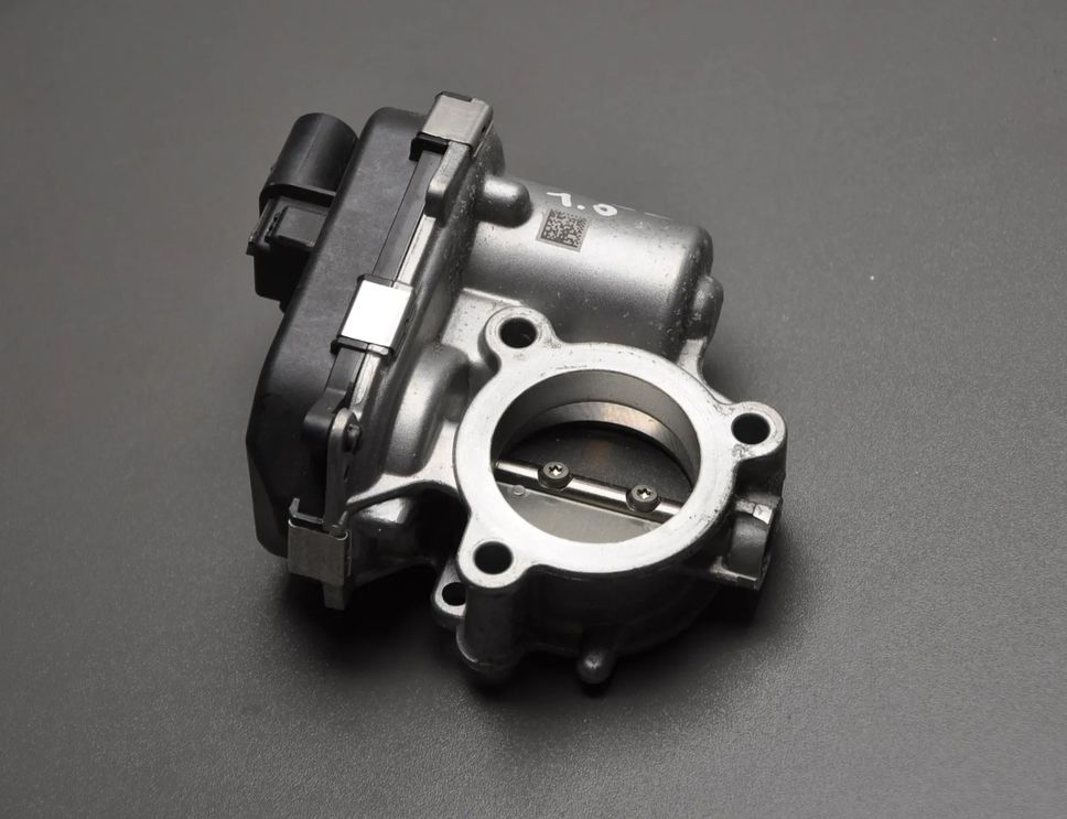 AUDI A3 8Y (2020-2024) Škrtiaca klapka 05C133062A,31220931B 26801376