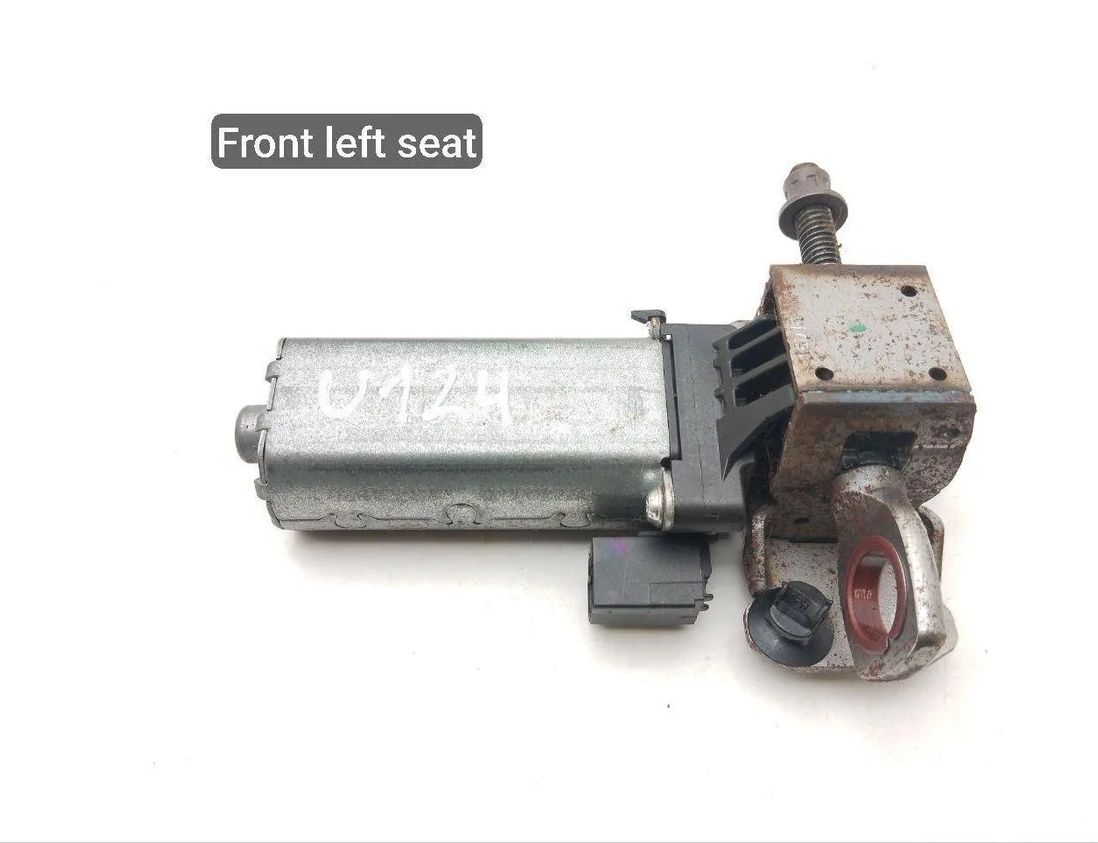 AUDI Q7 4M (2015-2024) Motor ovládania ľavého predného sedadla D374804,C20375101 28222374