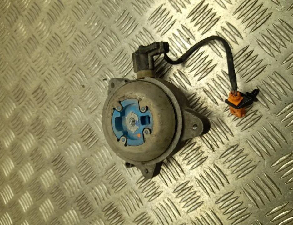 AUDI A8 D4/4H (2010-2018) Другие части внутренние двигателя 4H0399151AJ 31433324